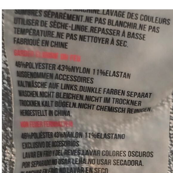 Gymshark Heathered Gray Long Sleeve Thumb Hole Athletic Crop Women's Top  M - Picture 5 of 5